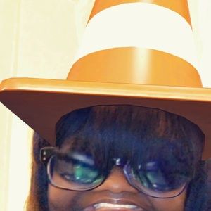 Meet your Posher, Ursula